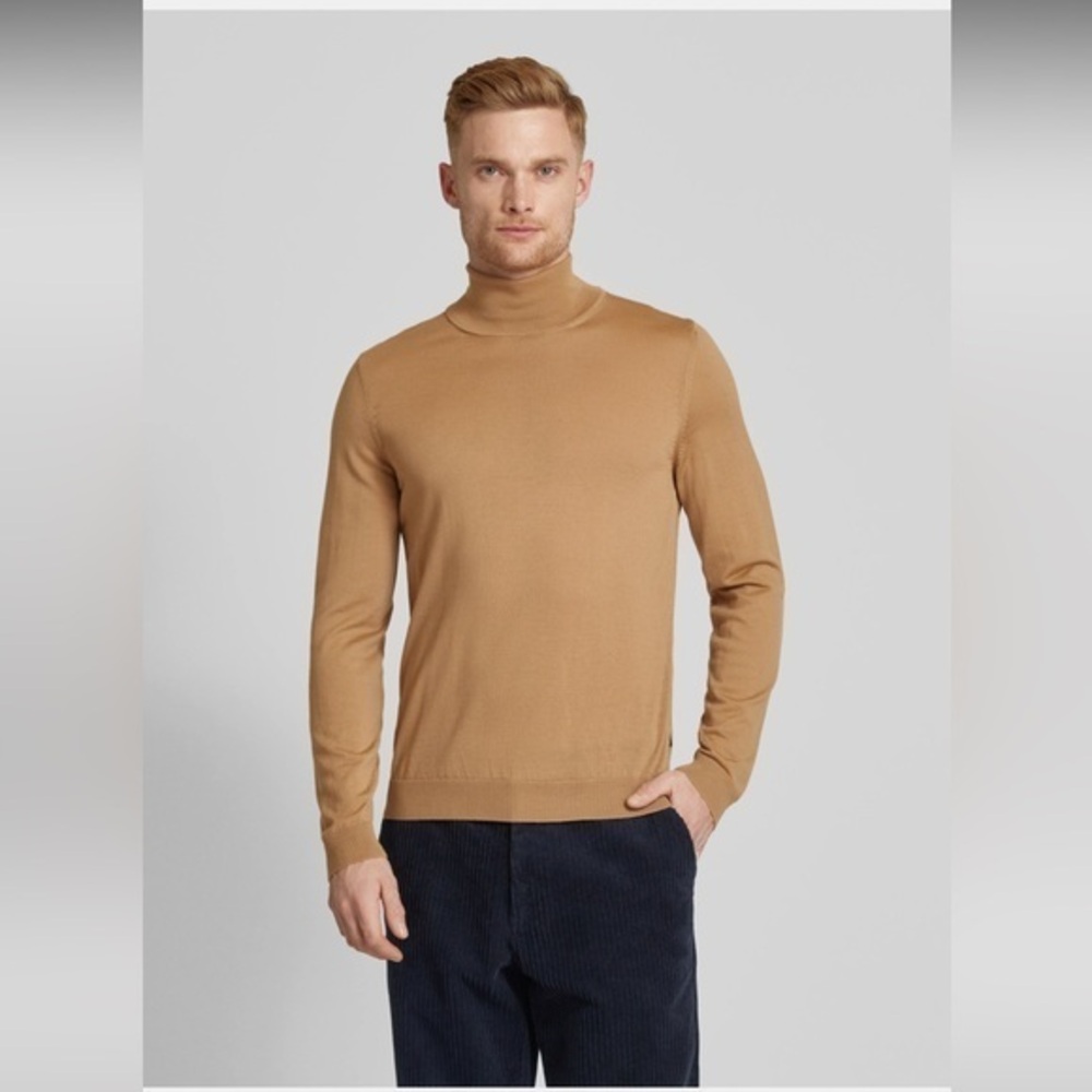 Hugo Boss 100% Extrafine Merino Wool Turtleneck - Size 56